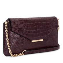 Load image into Gallery viewer, Aspyn Flap Clutch
